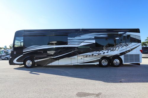 2027 Newmar Essex 4595