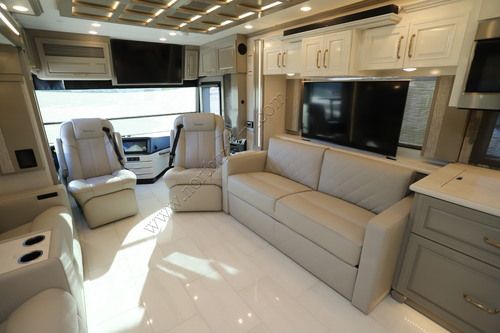 2027 Newmar Essex 4595