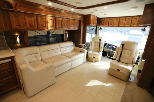 2015 Tiffin Motor Homes Phaeton 42LH
