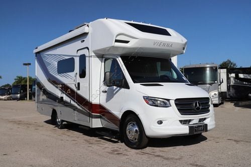2027 Renegade Rv Vienna 25RMC Class C