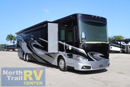 2015 Tiffin Motor Homes Phaeton 42LH