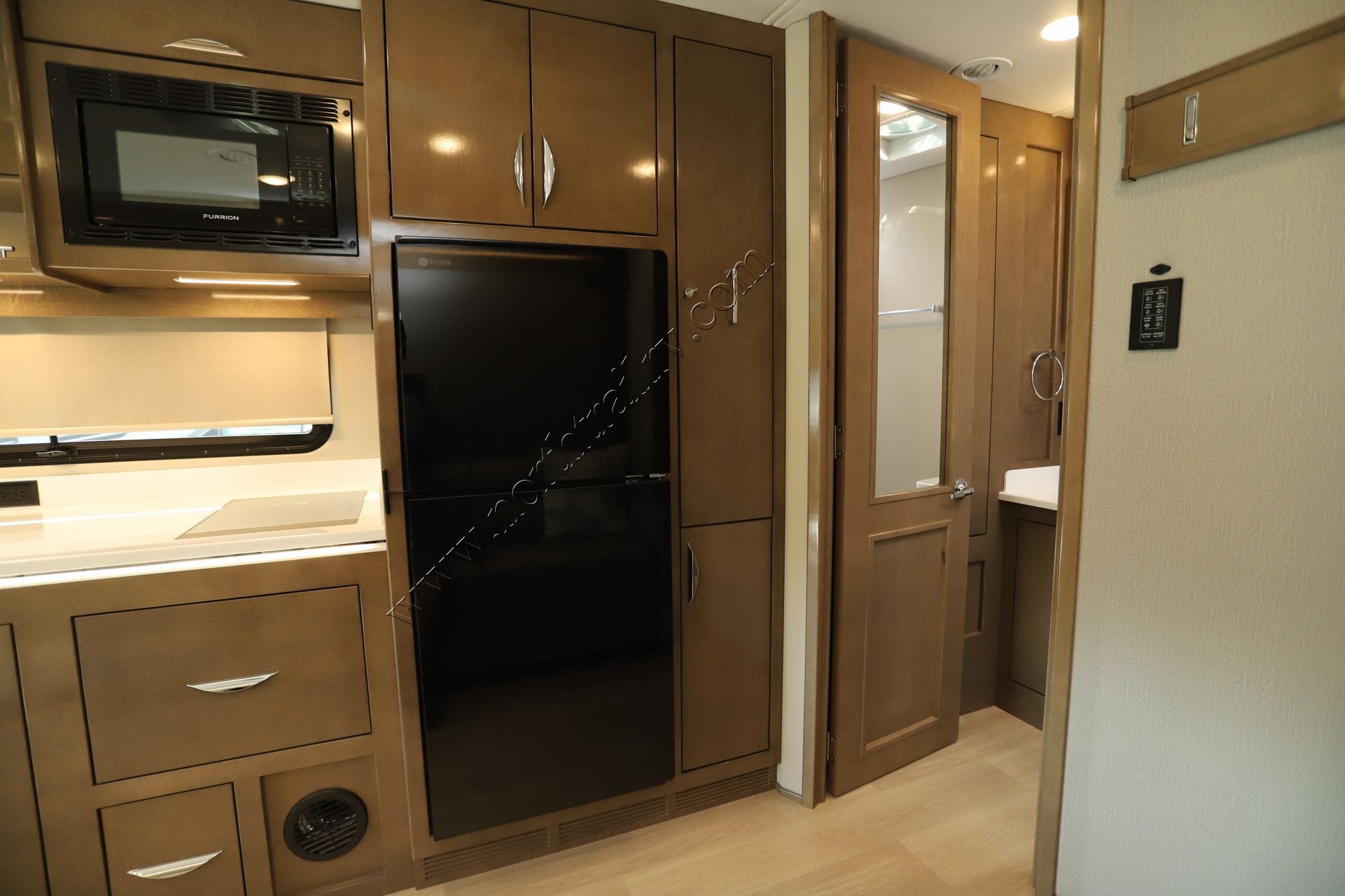 New 2027 Renegade Rv Vienna 25RMC Class C  For Sale