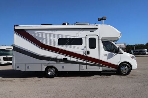 2027 Renegade Rv Vienna 25RMC Class C