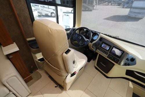 2015 Tiffin Motor Homes Phaeton 42LH