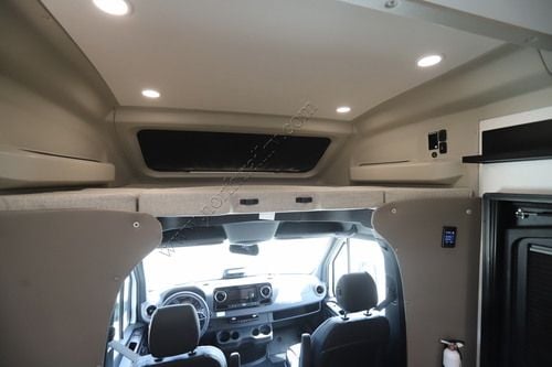 2027 Jayco Melbourne Prestige 25LP