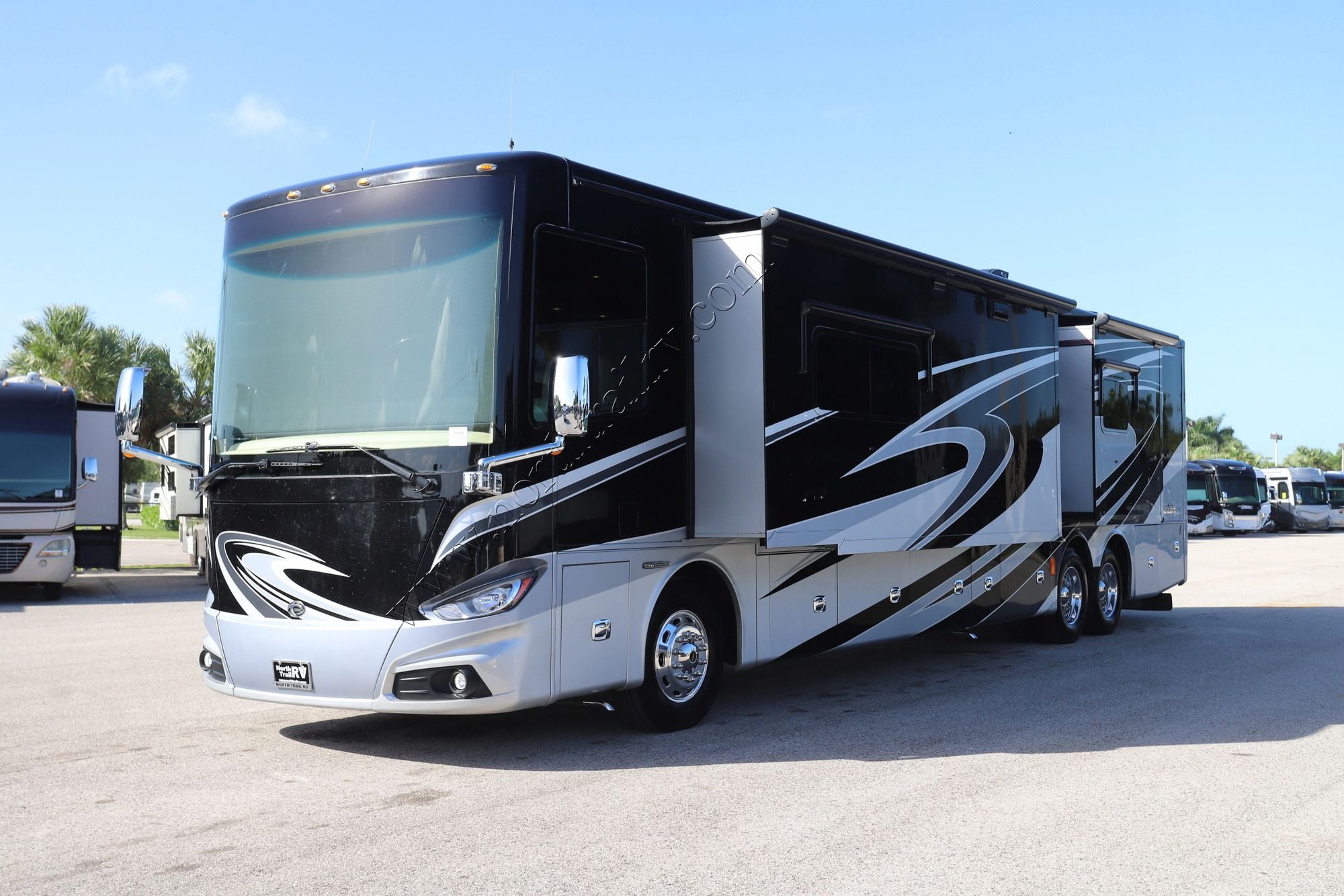 Used 2015 Tiffin Motor Homes Phaeton 42LH Class A  For Sale