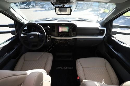 2027 Dynamax Isata 6 32KSF4X4
