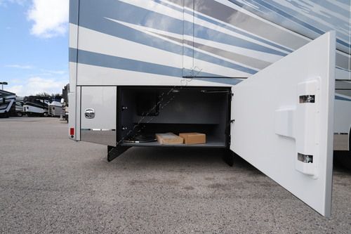 2027 Renegade Rv Xl 45DBM