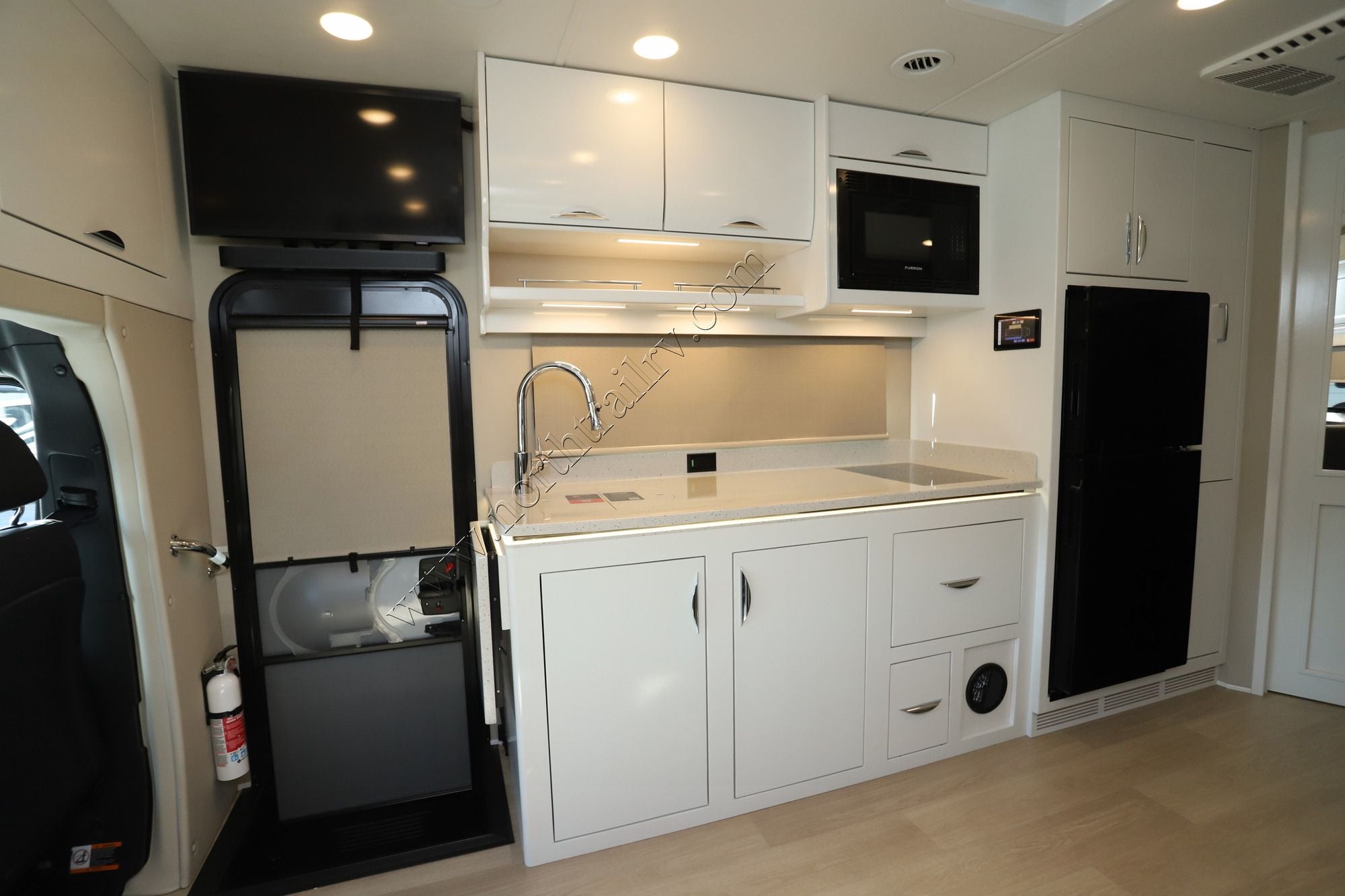 New 2027 Renegade Rv Vienna 25RML Class C  For Sale