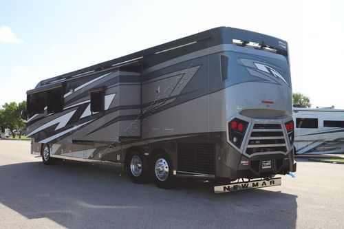 2025 Newmar Dutch Star 4369