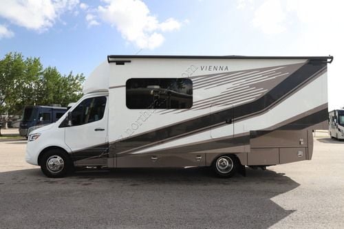 2027 Renegade Rv Vienna 25FWS