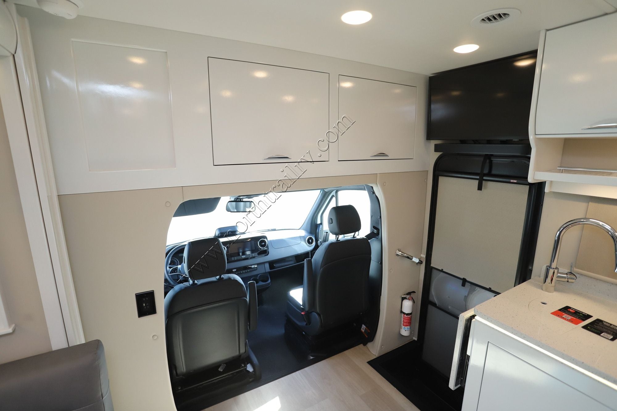 New 2027 Renegade Rv Vienna 25RML Class C  For Sale