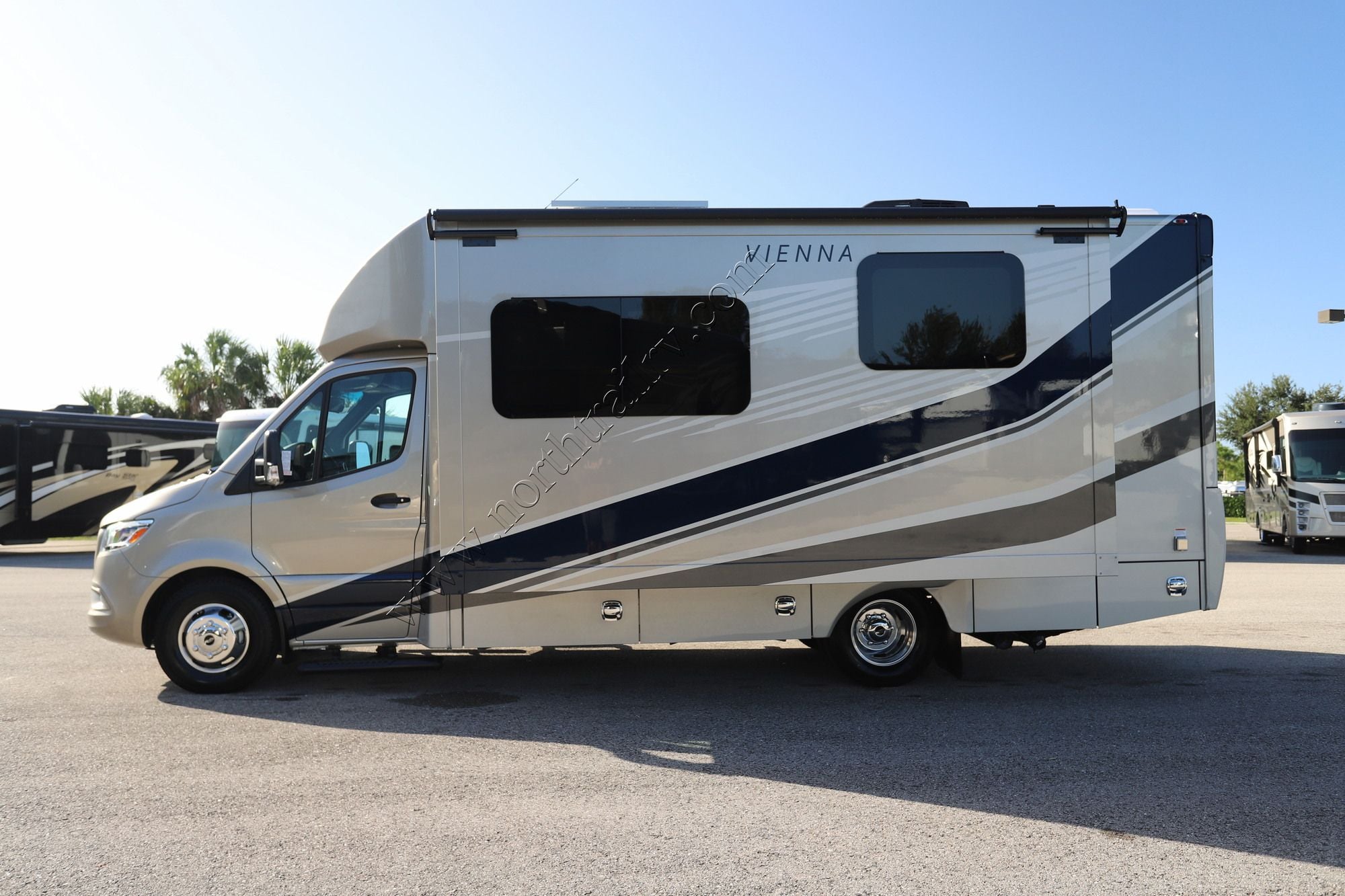 New 2027 Renegade Rv Vienna 25RML Class C  For Sale