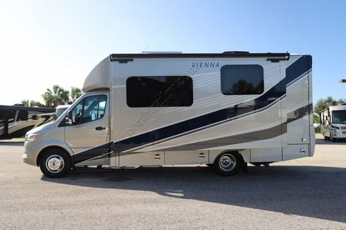 2027 Renegade Rv Vienna 25RML Class C