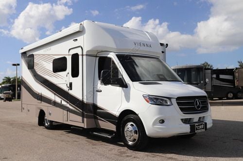 2027 Renegade Rv Vienna 25FWS