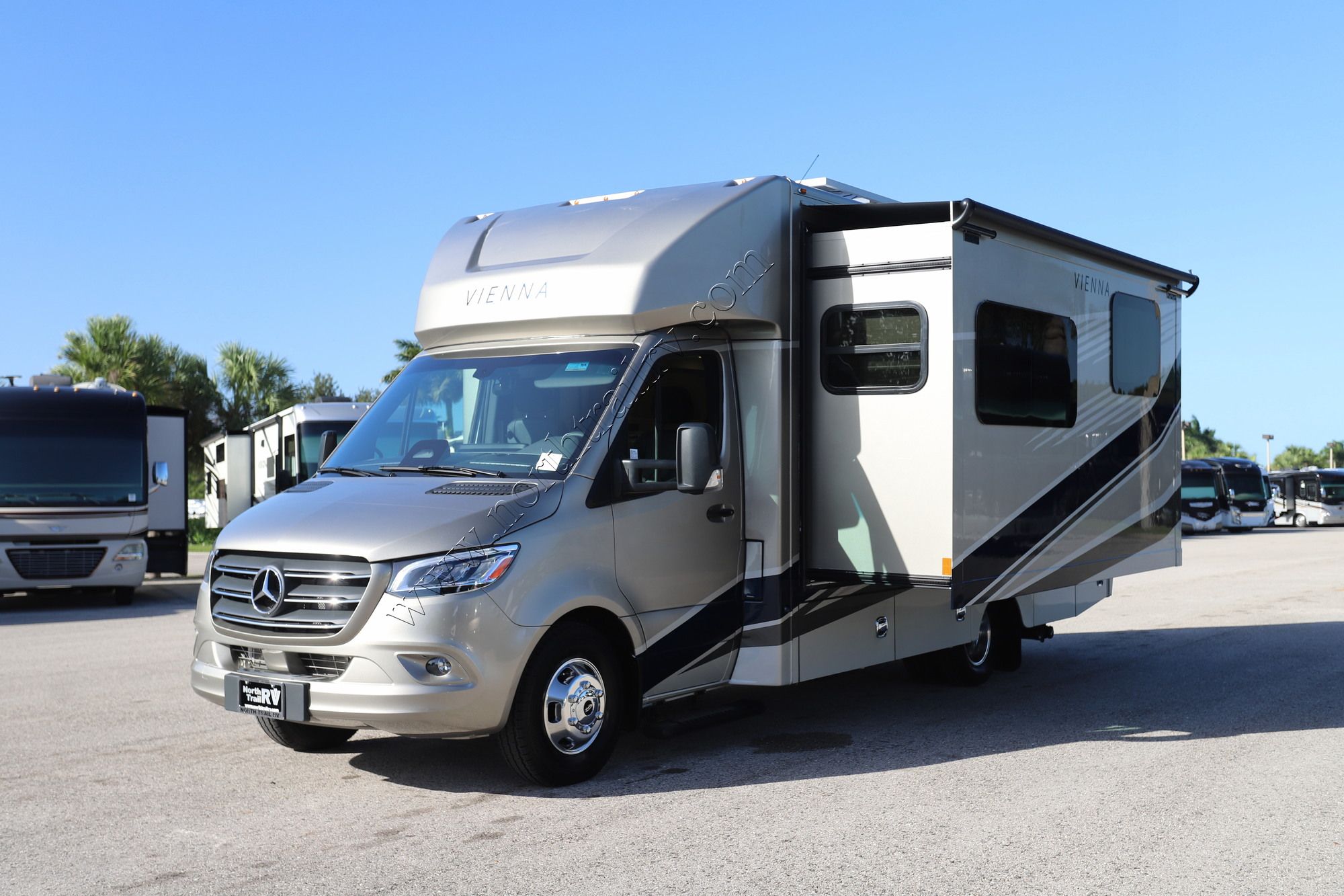 New 2027 Renegade Rv Vienna 25RML Class C  For Sale