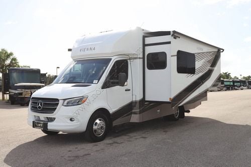2027 Renegade Rv Vienna 25FWS