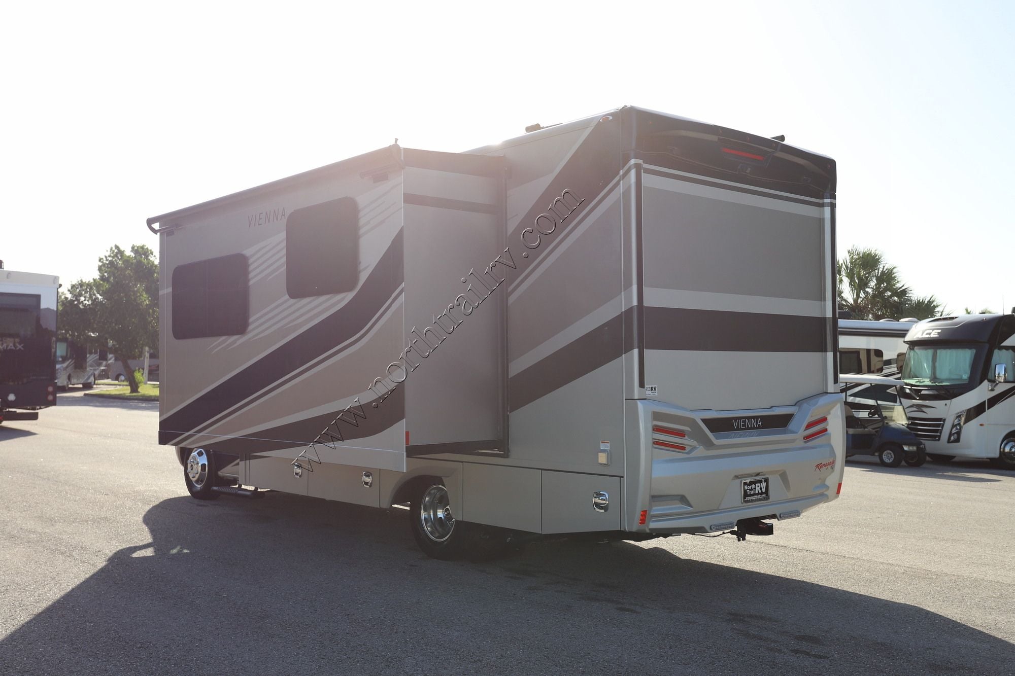 New 2027 Renegade Rv Vienna 25RML Class C  For Sale