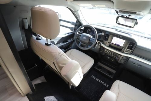 2027 Dynamax Isata 6 32KSF4X4