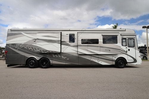 2027 Newmar Essex 4551