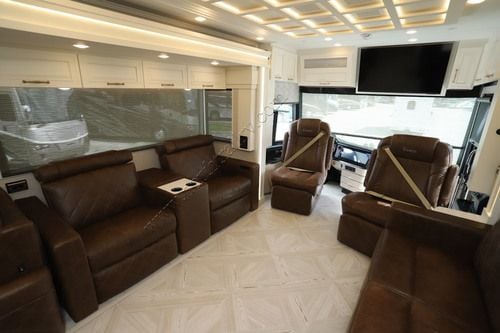 2027 Newmar Essex 4551