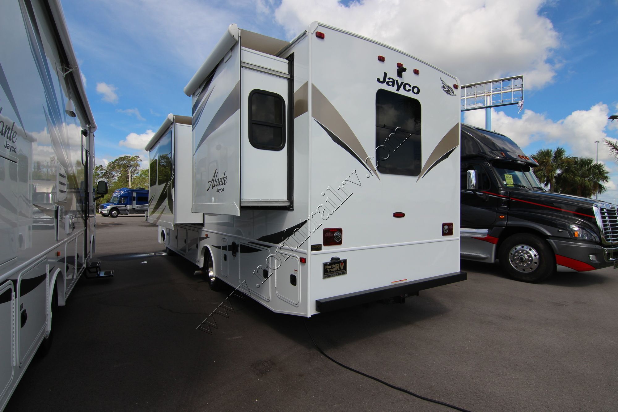 New 2018 Jayco Alante 31V Class A  For Sale