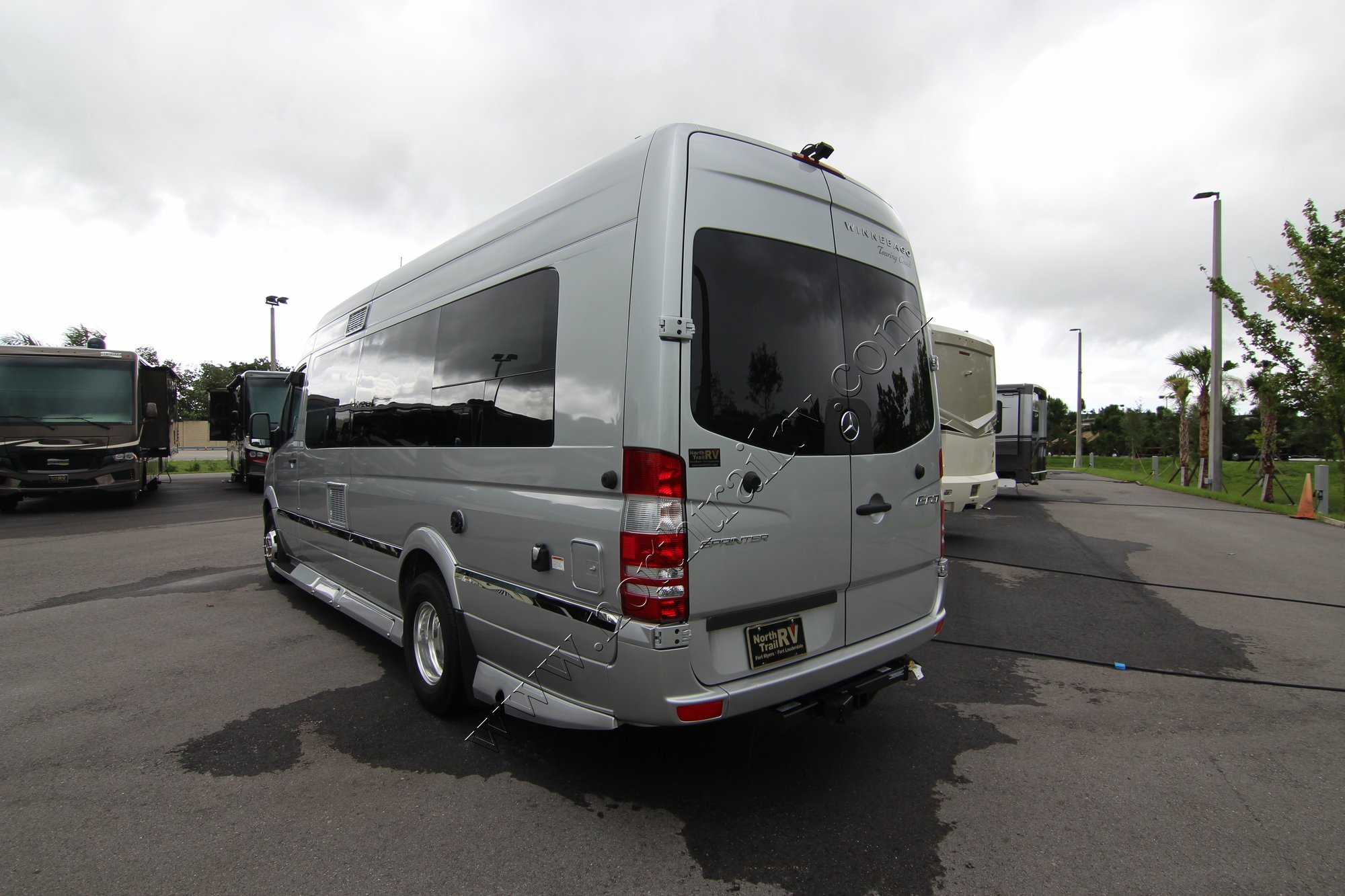 Used 2017 Winnebago Era 170A Class B  For Sale