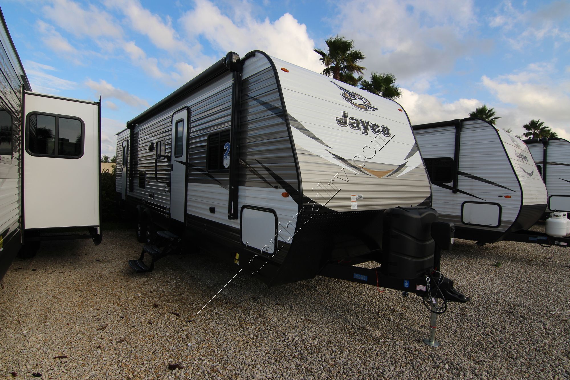 New 2018 Jayco Jay Flight 28BHBE Travel Trailer  For Sale