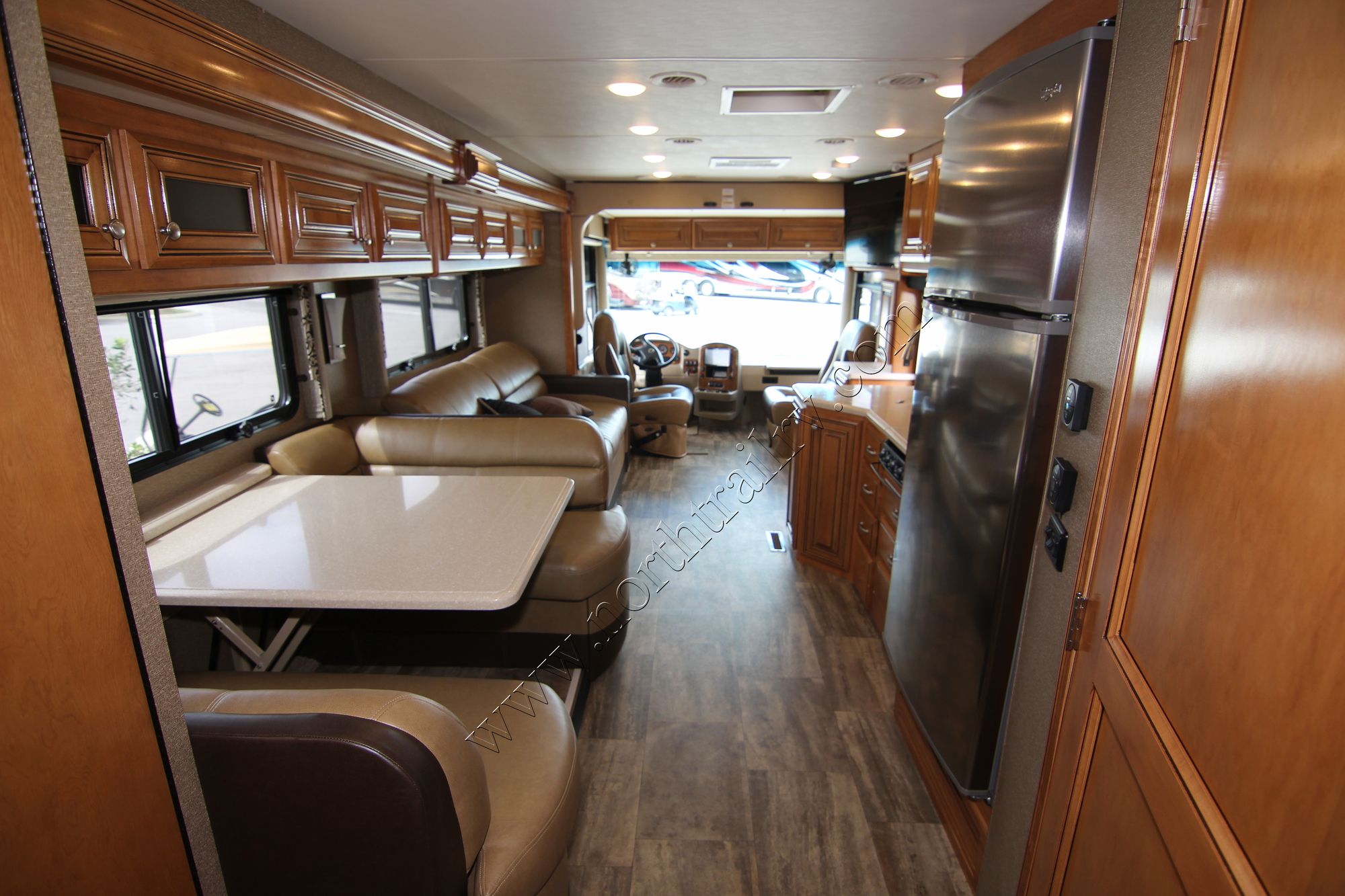 Used 2016 Thor Palazzo 36.2 Class A  For Sale