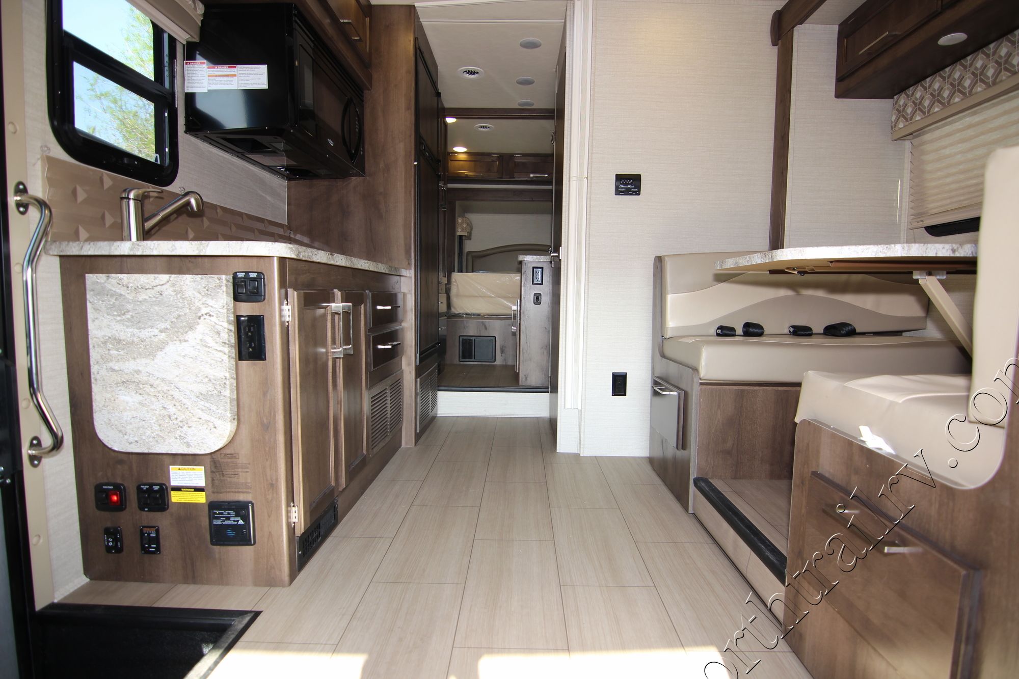 New 2018 Jayco Melbourne 24K Class C  For Sale