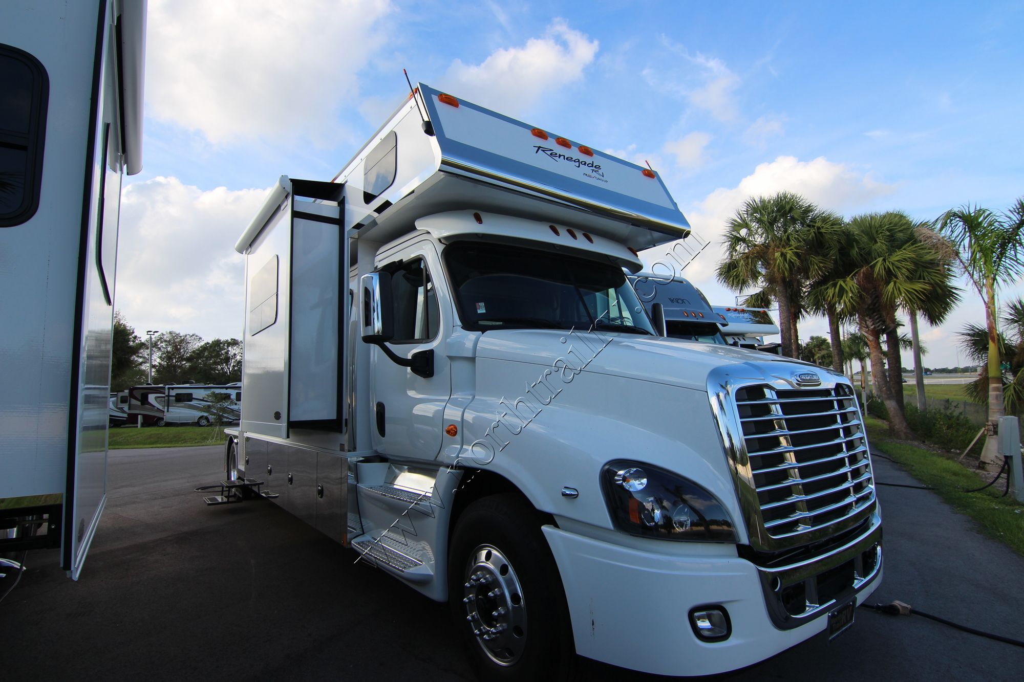 New 2018 Renegade Rv Sport Deck 1500 AS Class C  For Sale