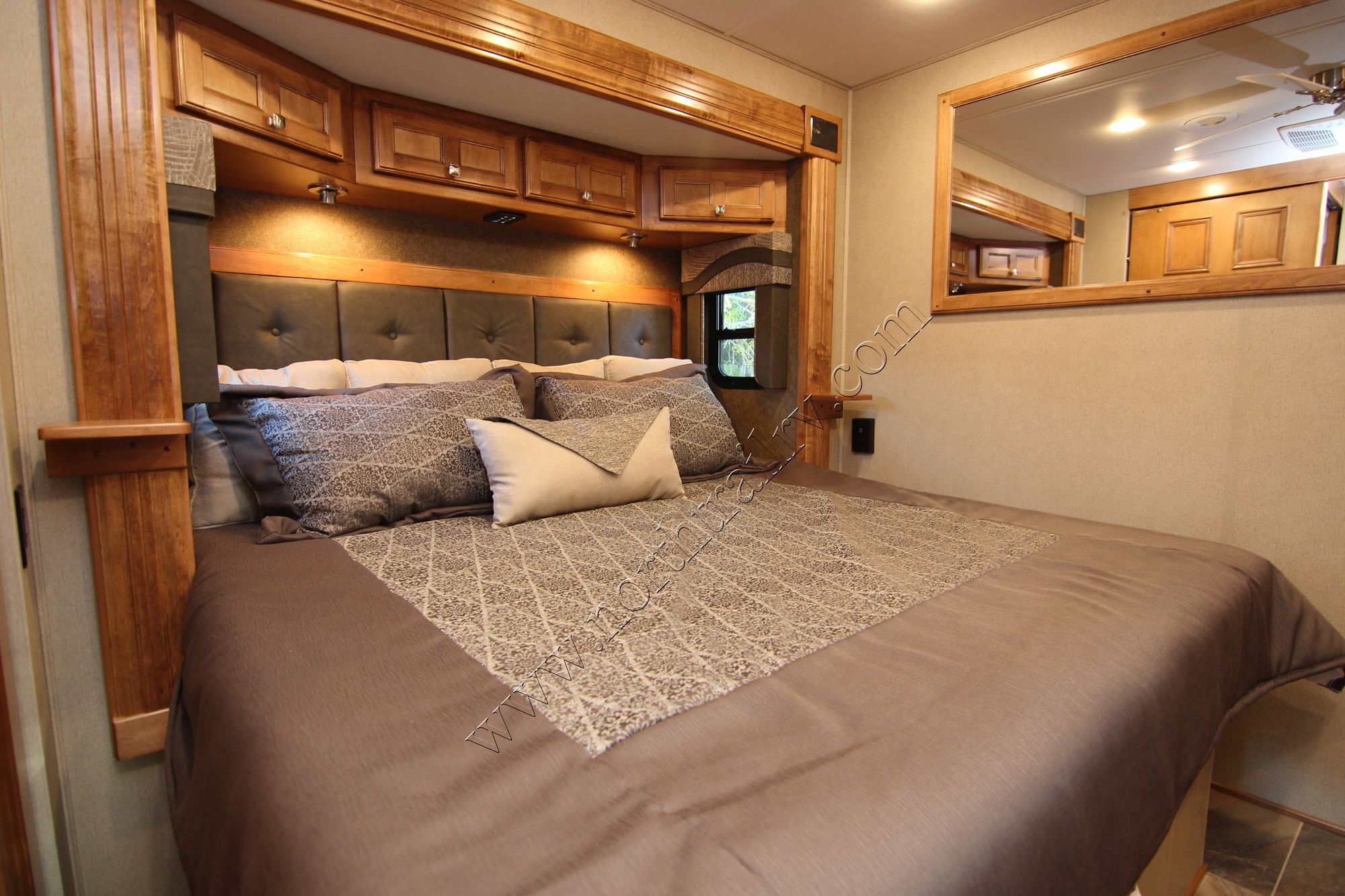 New 2018 Renegade Rv Verona Le 40LTS Class C  For Sale