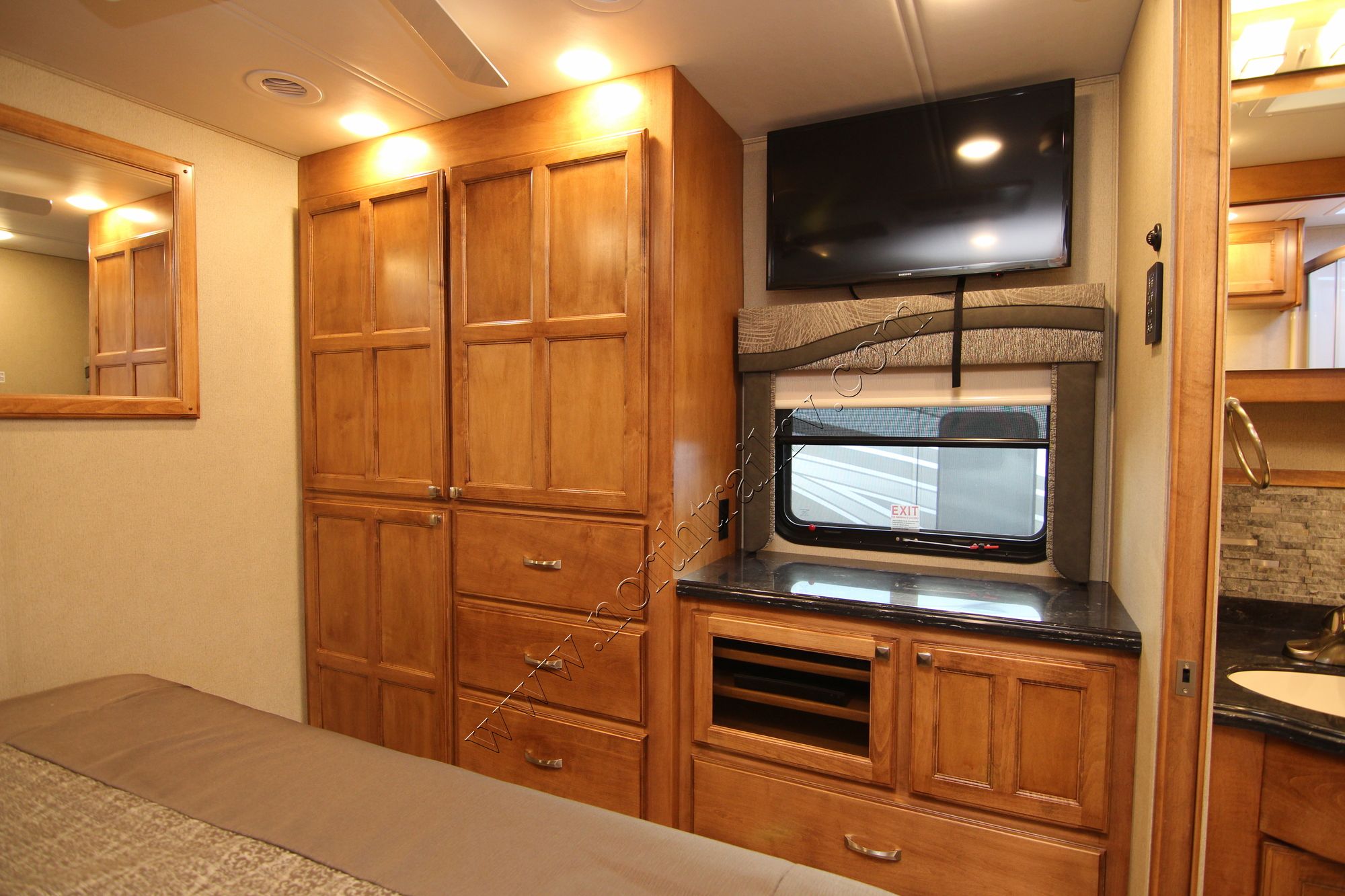 New 2018 Renegade Rv Verona Le 40LTS Class C  For Sale