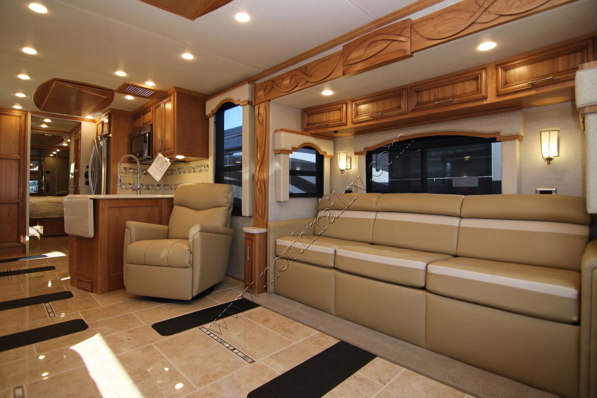 New 2018 Newmar Ventana 4308 Class A  For Sale