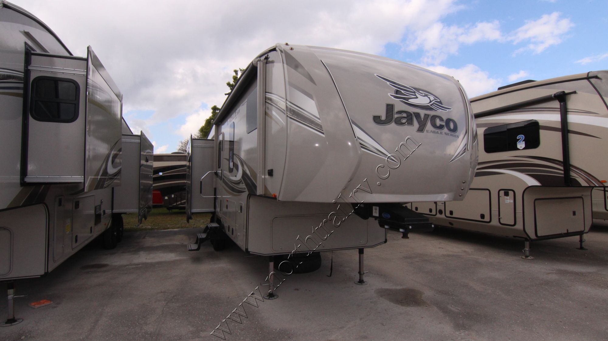 New 2018 Jayco Eagle Ht 28.5RSTS Fifth Wheel  For Sale