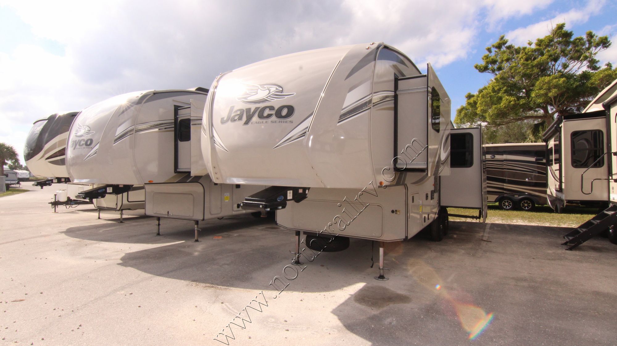 New 2018 Jayco Eagle Ht 28.5RSTS Fifth Wheel  For Sale