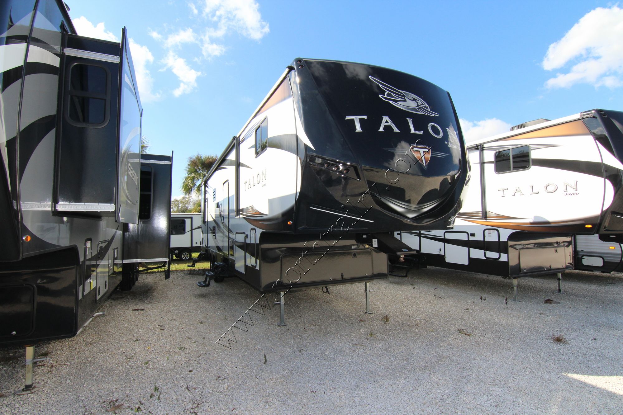 New 2018 Jayco Talon 313T Fifth Wheel  For Sale