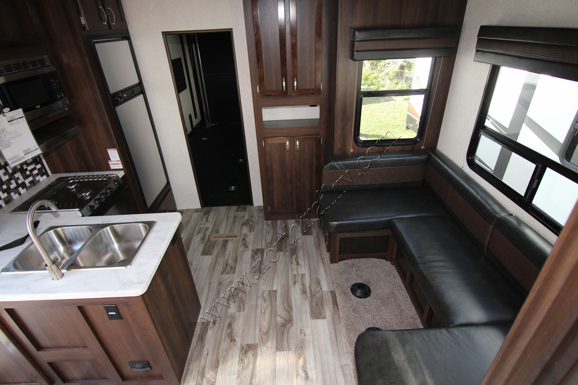 New 2018 Jayco Talon 313T Fifth Wheel  For Sale