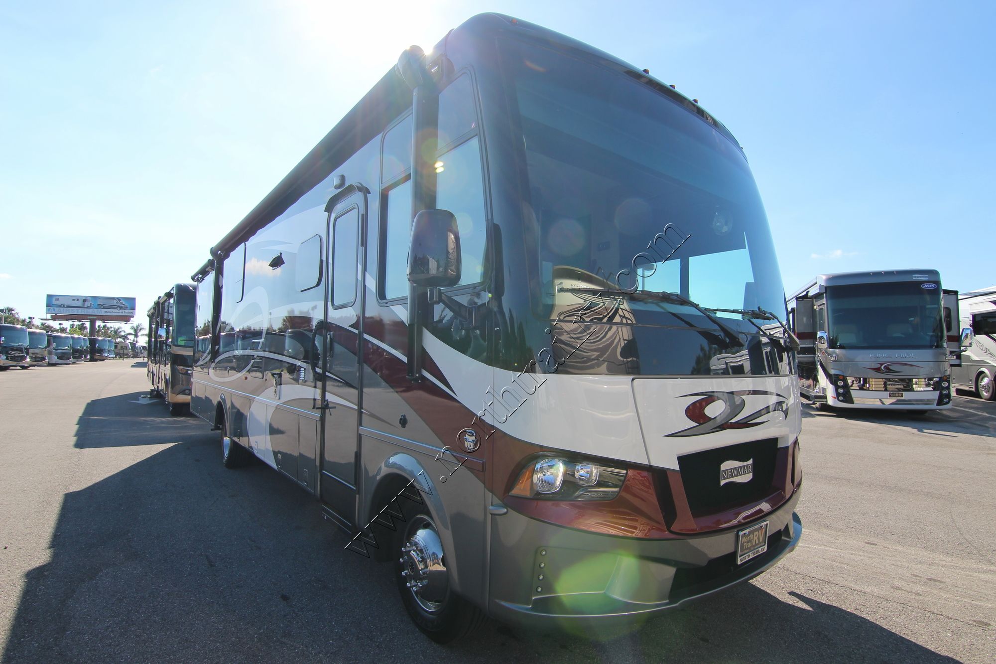 New 2018 Newmar Bay Star Sport 3307 Class A  For Sale