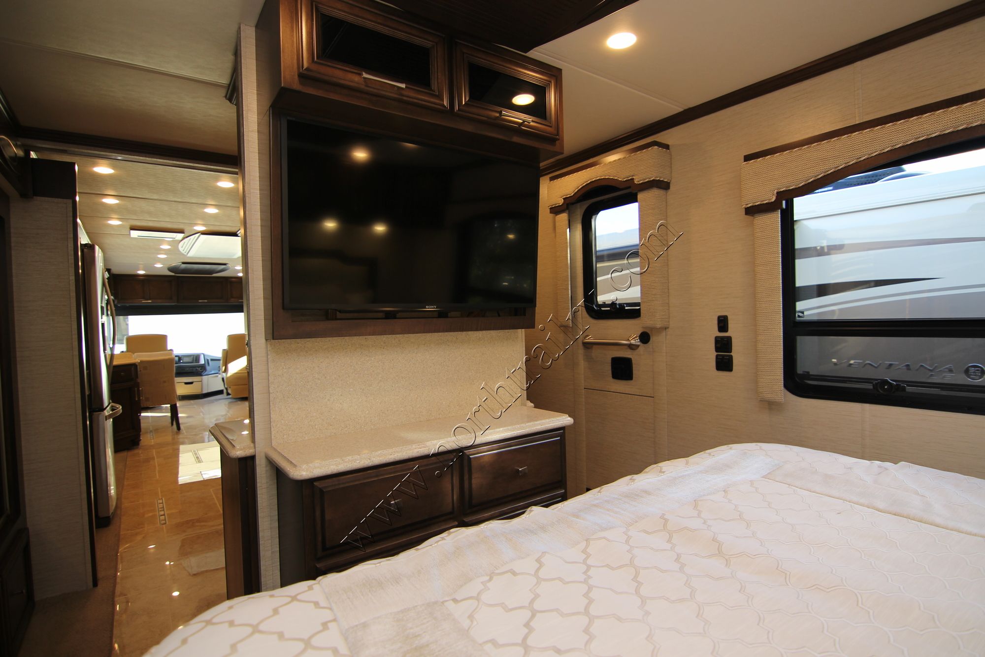 New 2018 Newmar Ventana 4046 Class A  For Sale