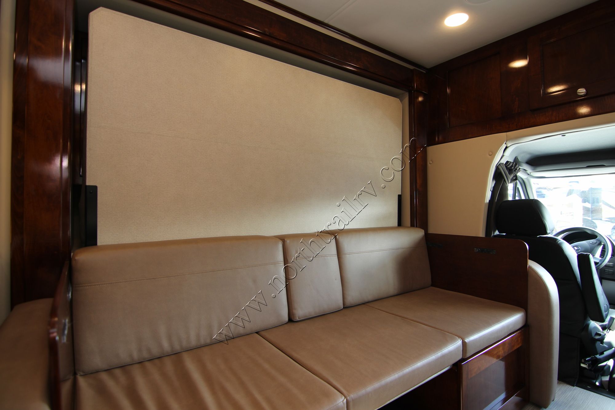 Used 2017 Renegade Rv Vienna 25MBS Class C  For Sale