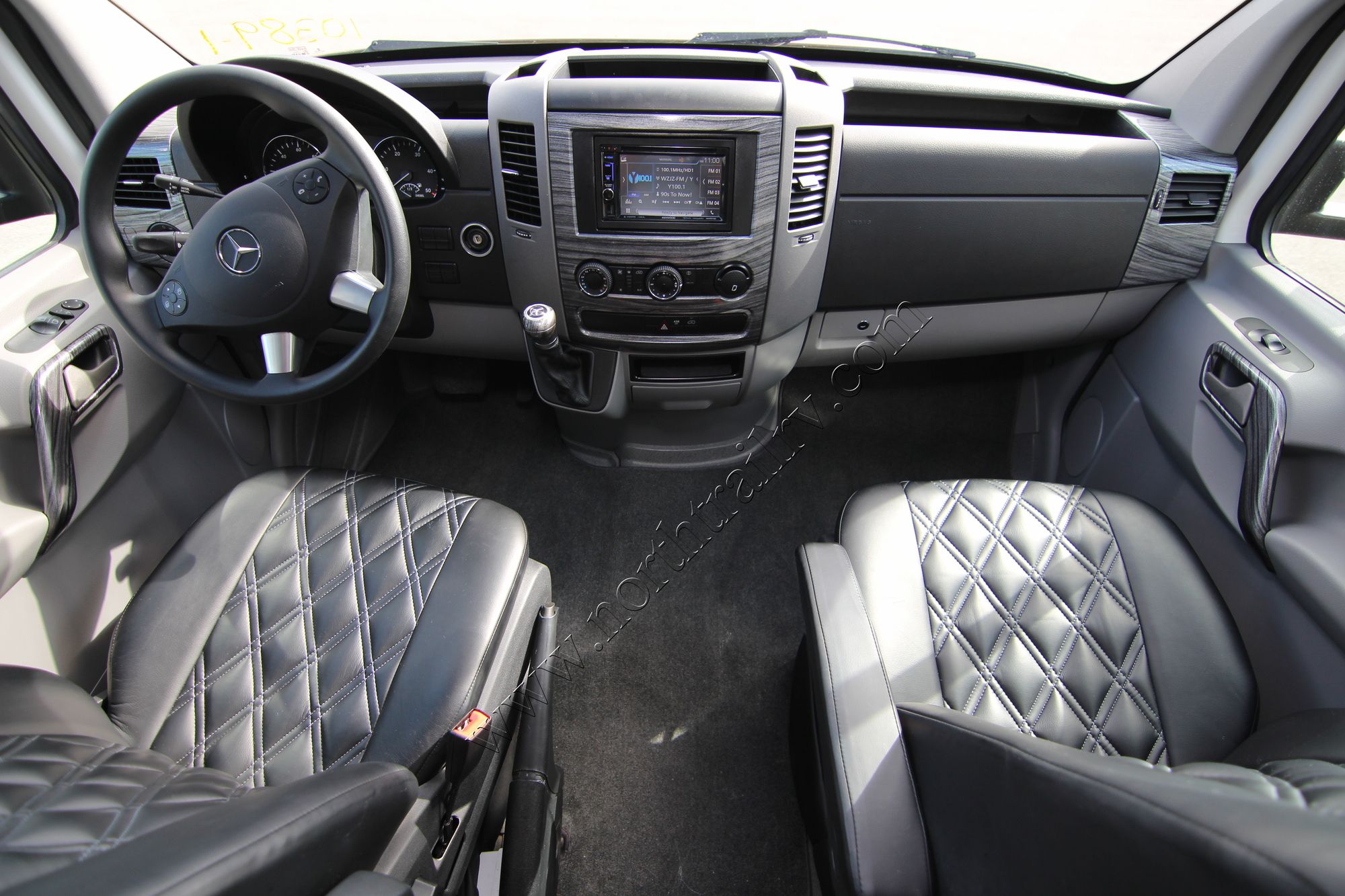 Used 2017 Renegade Rv Vienna 25MBS Class C  For Sale