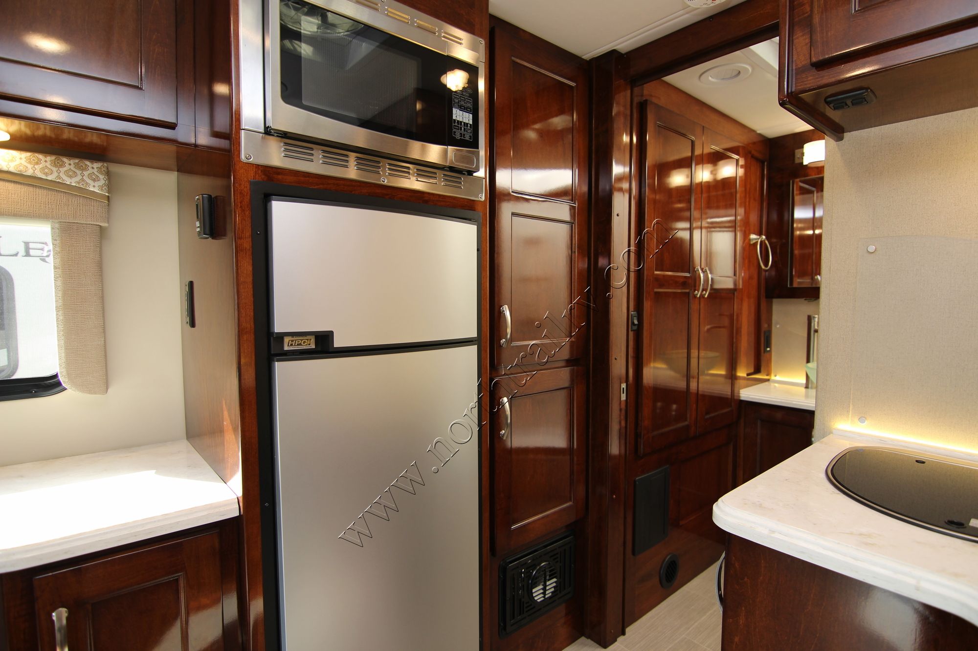 Used 2017 Renegade Rv Vienna 25MBS Class C  For Sale