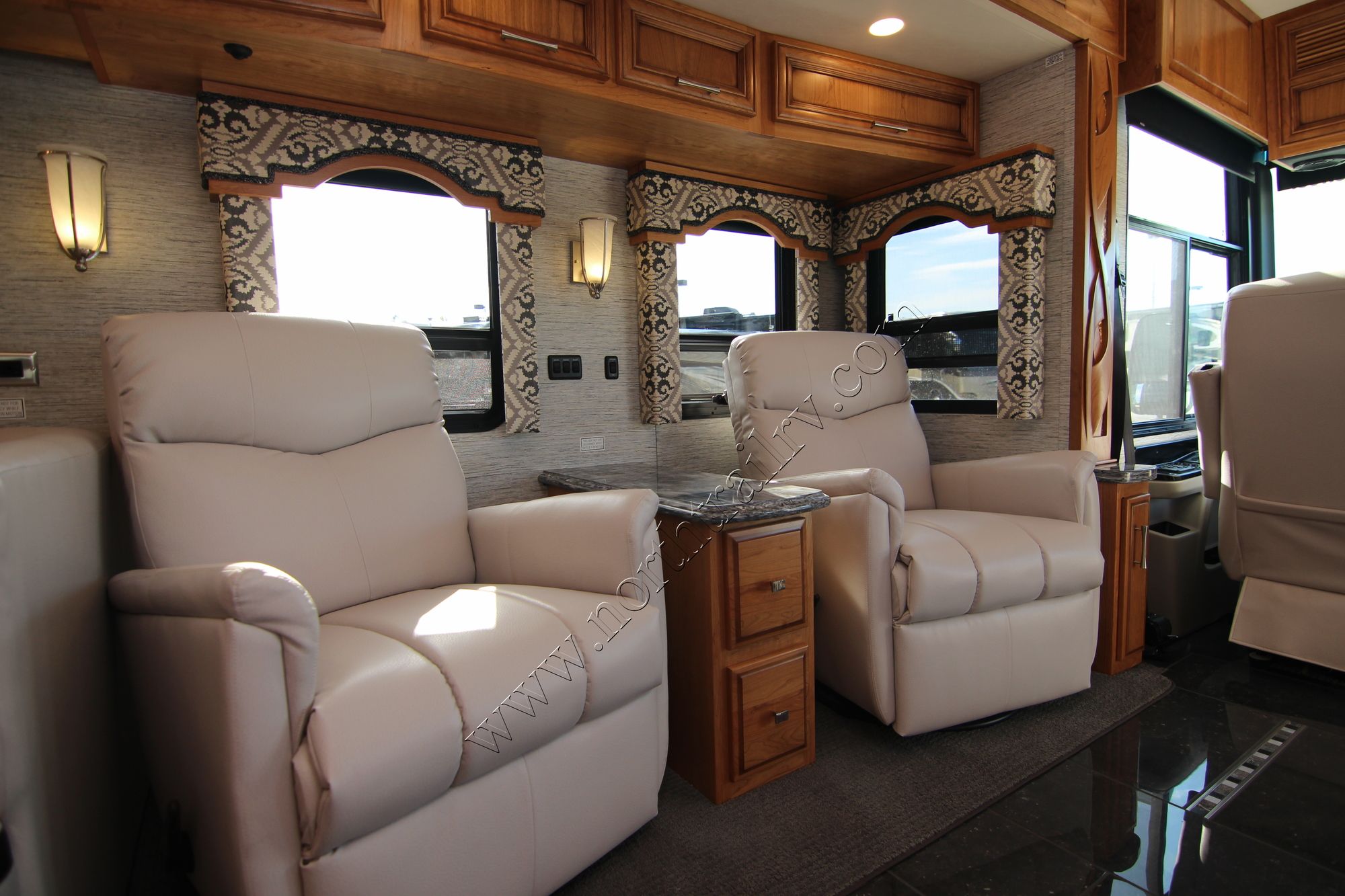 New 2018 Newmar Ventana 4369 Class A  For Sale