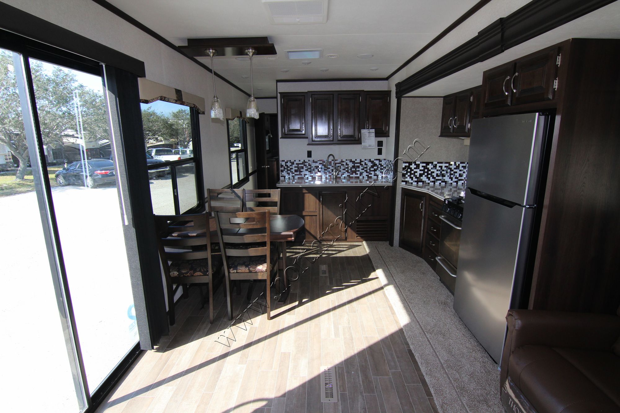 New 2018 Jayco Jay Flightbungalow 40FSDS Travel Trailer  For Sale