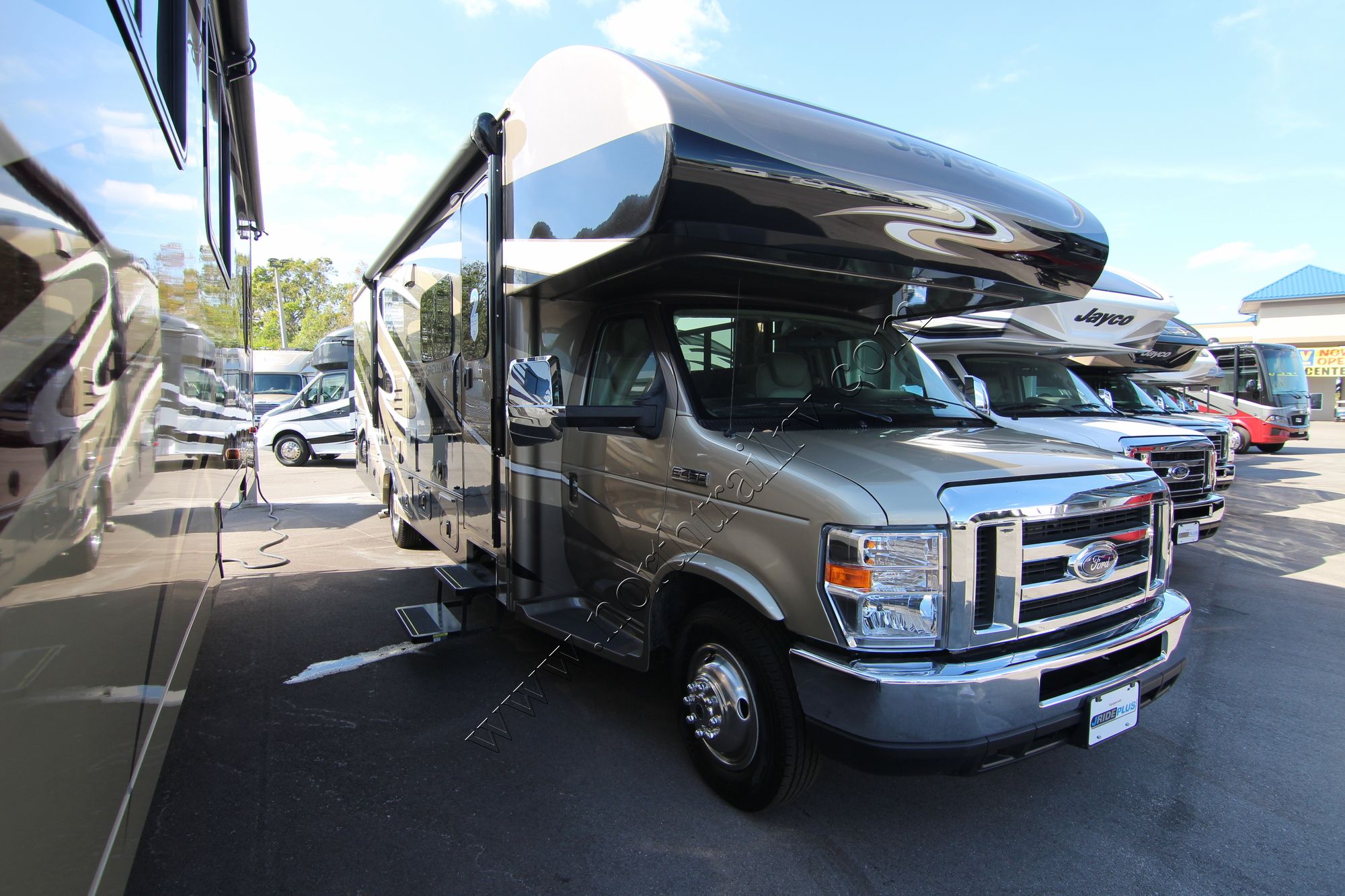 New 2018 Jayco Greyhawk 29VM Class C  For Sale