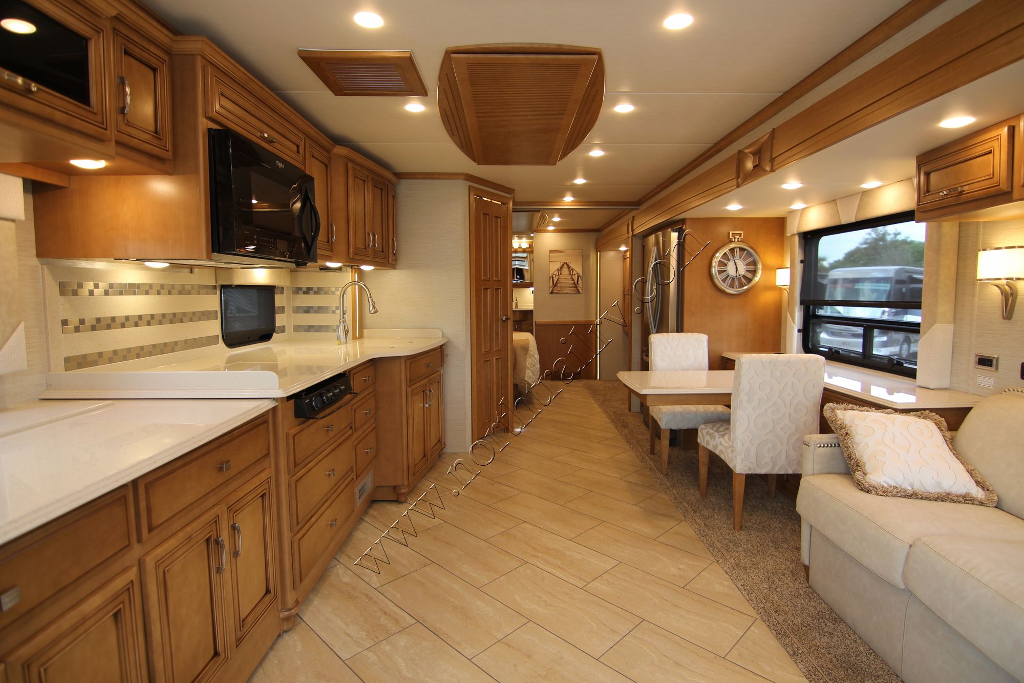 New 2018 Newmar Ventana Le 3709 Class A  For Sale