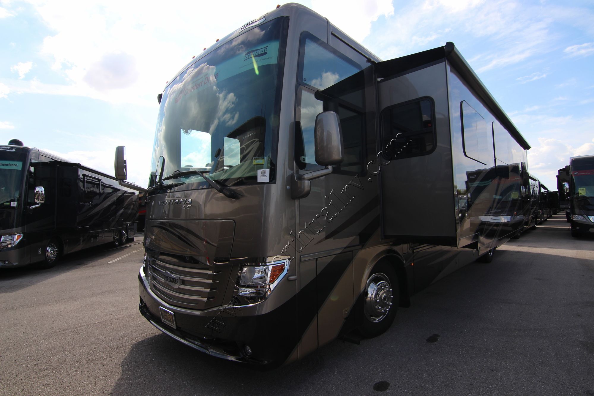 New 2018 Newmar Ventana Le 3709 Class A  For Sale