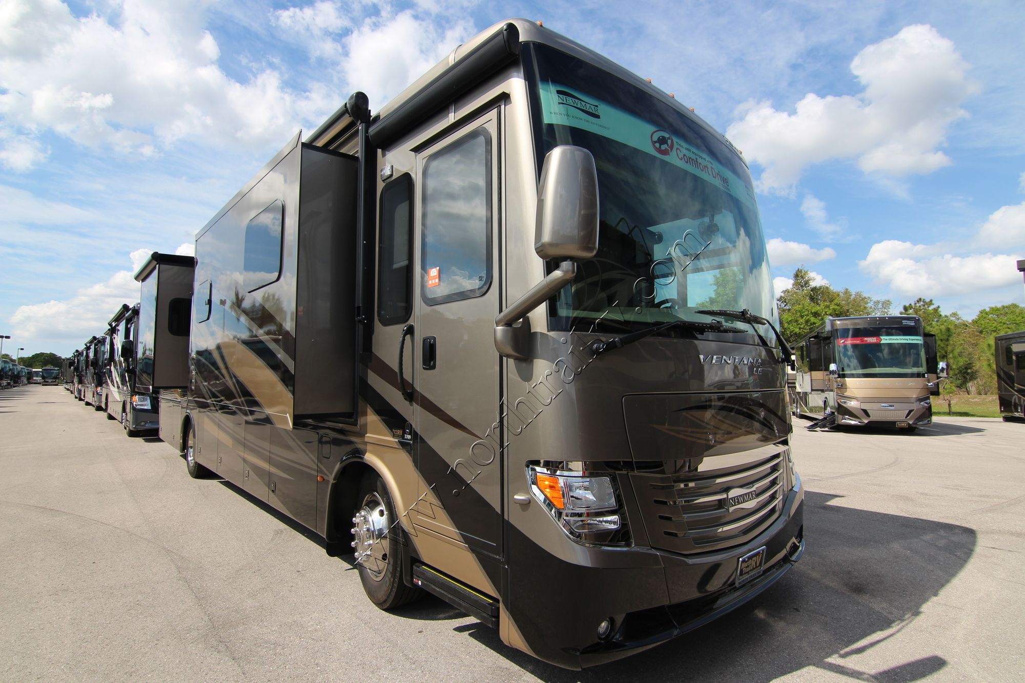 New 2018 Newmar Ventana Le 3709 Class A  For Sale