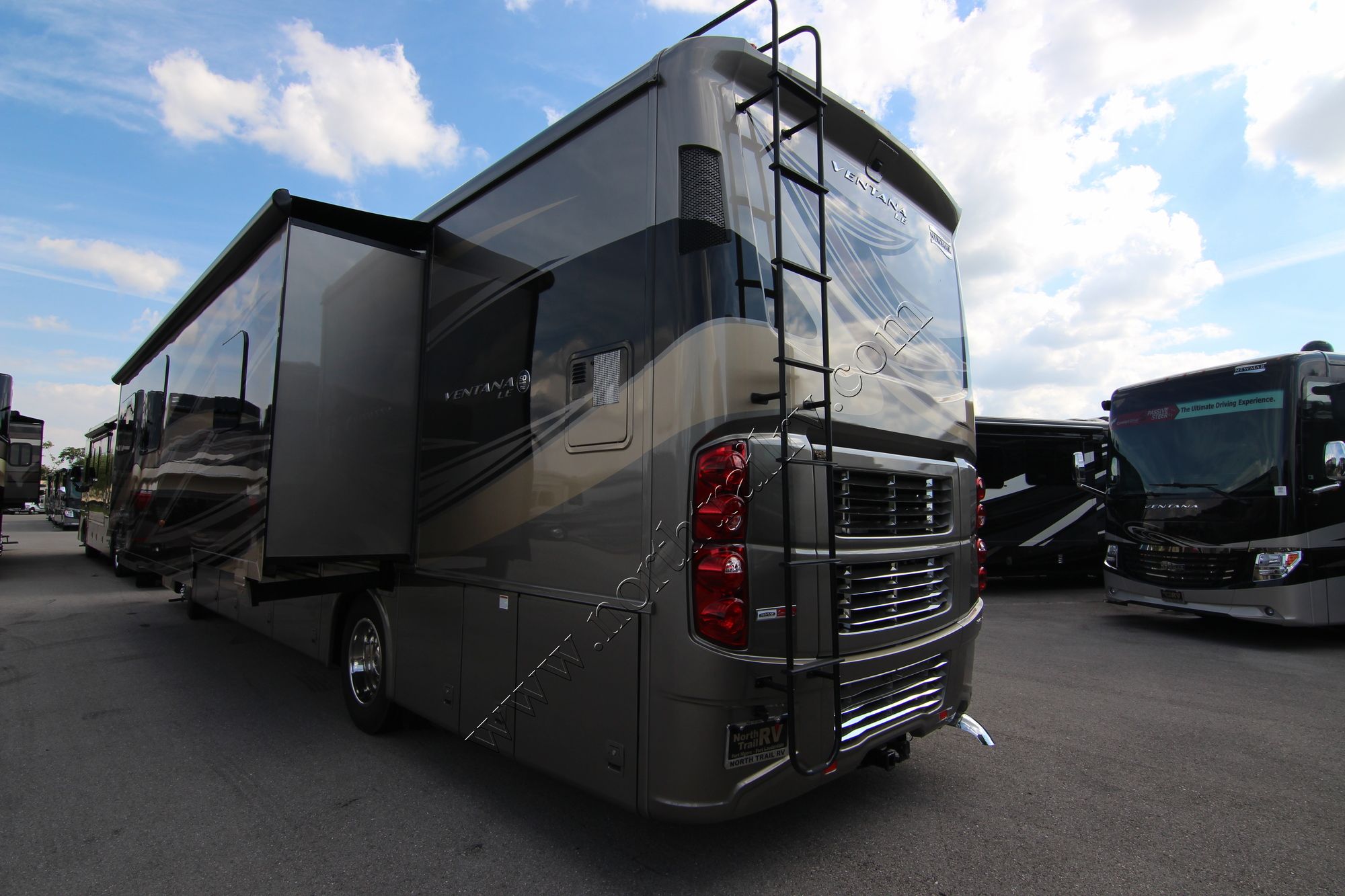 New 2018 Newmar Ventana Le 3709 Class A  For Sale